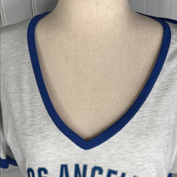 MAJESTIC Los Angeles Dodgers Baseball Since 1958 V-Neck Women's Size XXL - Picture 8 of 10